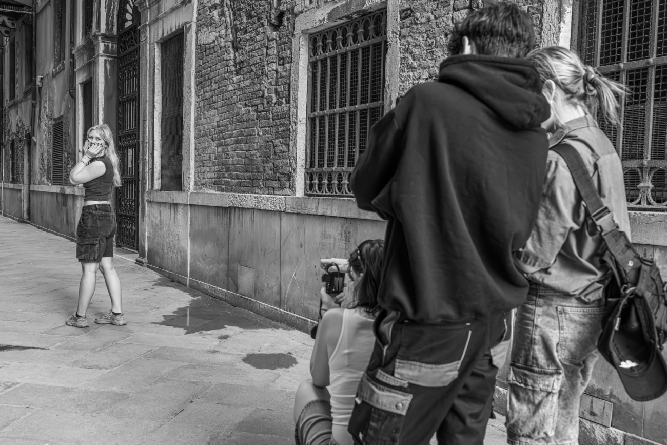 Venice Street Photography Review 2 Venice Street Photography Review 1