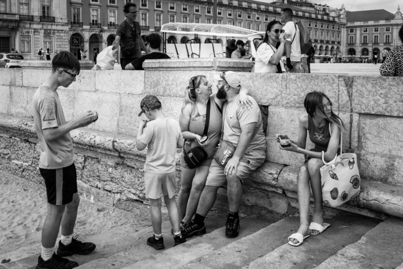 A couple share a passionate moment in Lisbon
